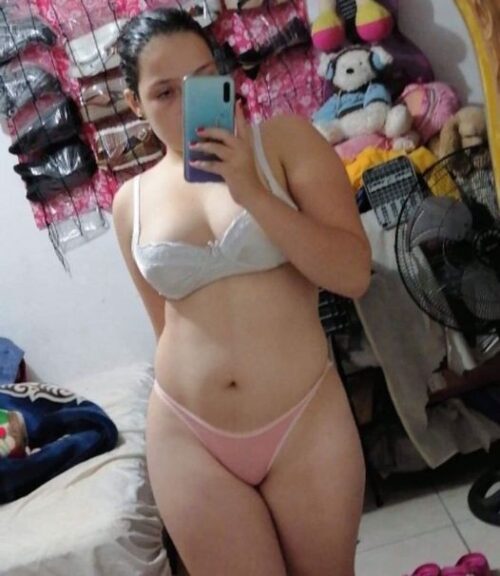 Chica Nalgona Desnuda